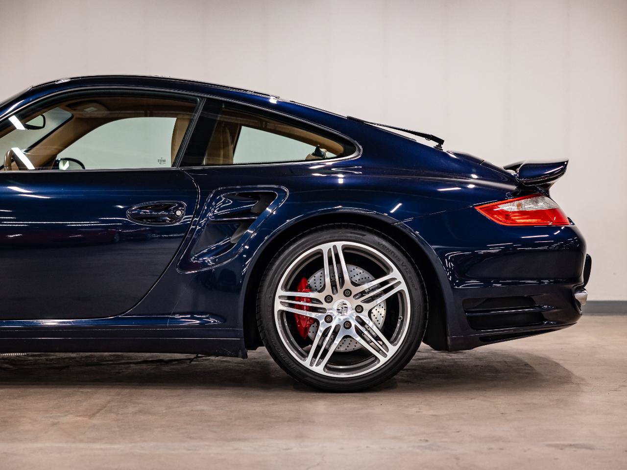 Used 2007 Porsche 911 Turbo AWD/4WD image 25