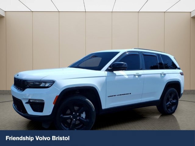 Used 2024 Jeep Grand Cherokee Limited w/ Luxury Tech Group II AWD/4WD image 1