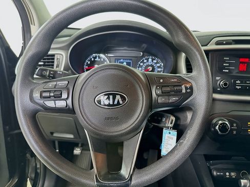 Used 2016 Kia Sorento L FWD image 18