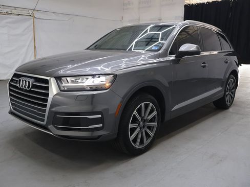 Used 2019 Audi Q7 2.0T Premium Plus w/ Premium Plus Package AWD/4WD image 3