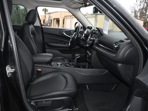 Used 2017 MINI Cooper Clubman ALL4 image 21