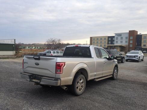 Used 2017 Ford F150 XLT w/ Equipment Group 301A Mid image 6