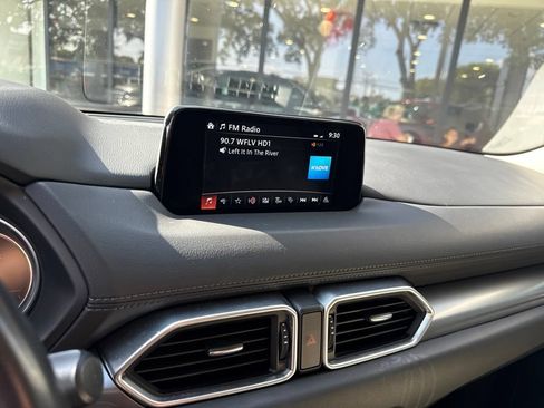 Used 2019 MAZDA CX-5 Touring FWD image 4
