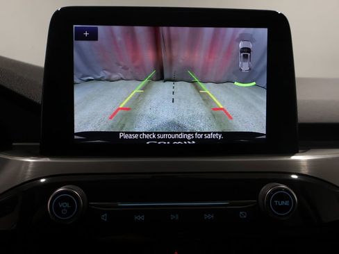 Used 2022 Ford Escape Titanium image 28