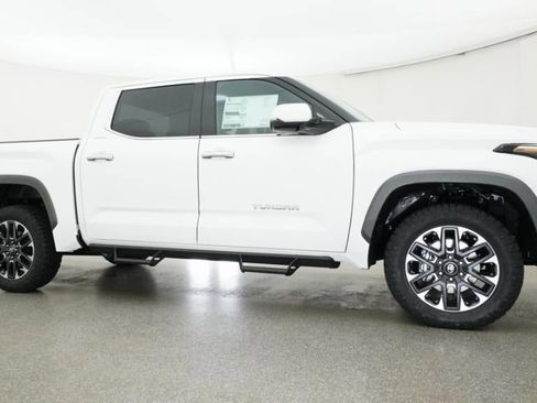 New 2026 Toyota Tundra Limited AWD/4WD image 28