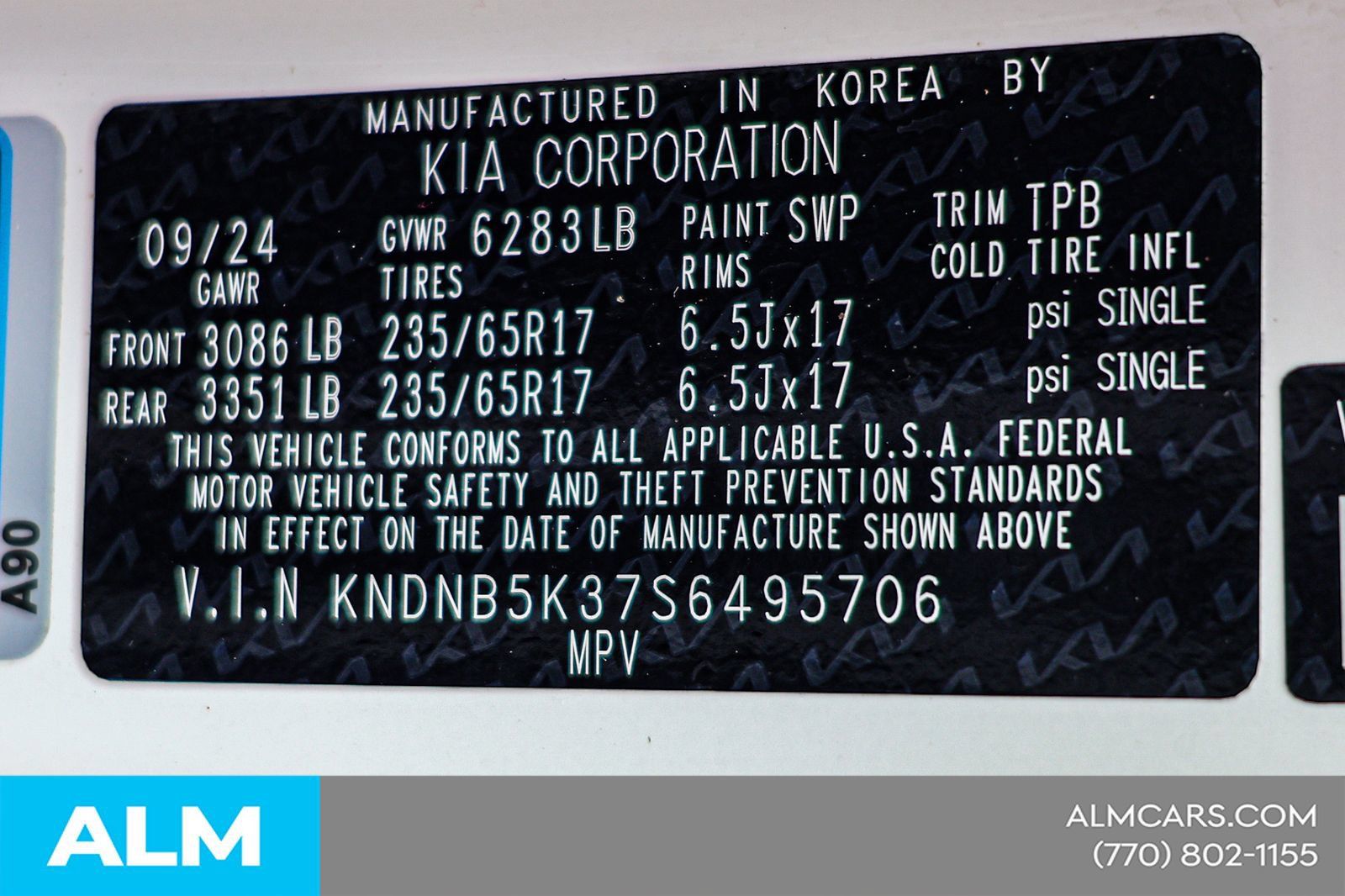 Used 2025 Kia Carnival FWD image 51