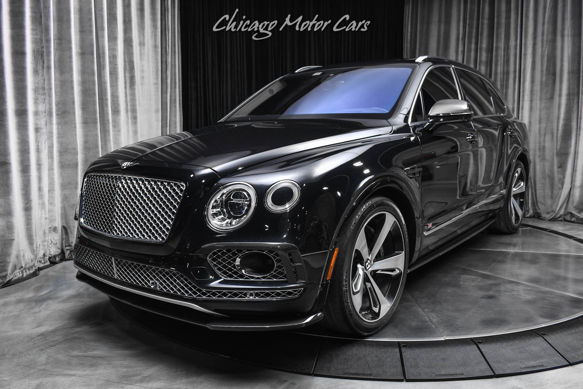 Used 2017 Bentley Bentayga AWD/4WD image 46