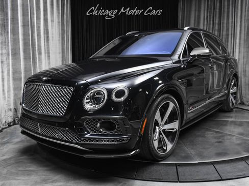 Used 2017 Bentley Bentayga AWD/4WD image 46