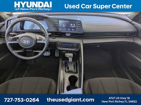 Used 2026 Hyundai Elantra Sport FWD image 14