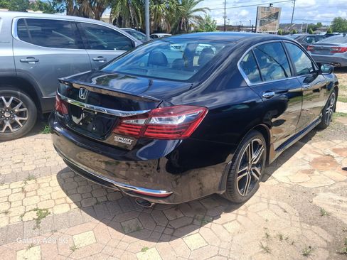 Used 2017 Honda Accord Sport Special Edition image 4