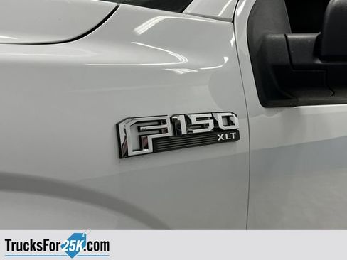Used 2015 Ford F150 XLT image 33