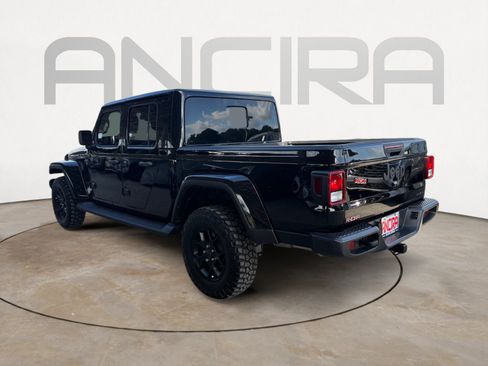 Used 2025 Jeep Gladiator Sport AWD/4WD image 9