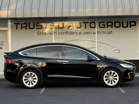 Used 2018 Tesla Model X 100D AWD/4WD image 9