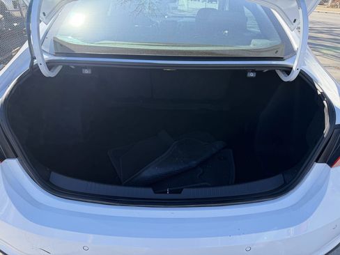 Used 2022 Chevrolet Malibu RS image 22