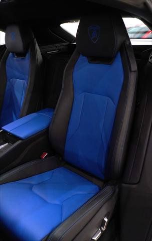 Used 2020 Lamborghini Urus AWD/4WD image 19