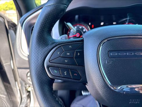Used 2022 Dodge Charger R/T w/ Plus Group RWD image 21