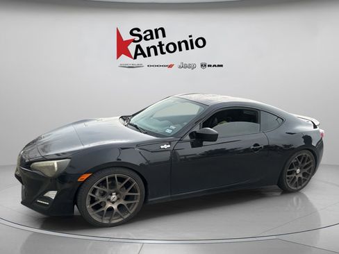 Used 2016 Scion FR-S RWD image 5