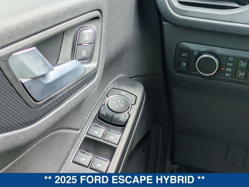 Certified 2025 Ford Escape ST-Line w/ Equipment Group 301A FWD image 25