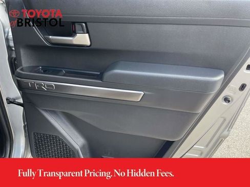 Used 2025 Toyota Tacoma TRD Sport AWD/4WD image 22