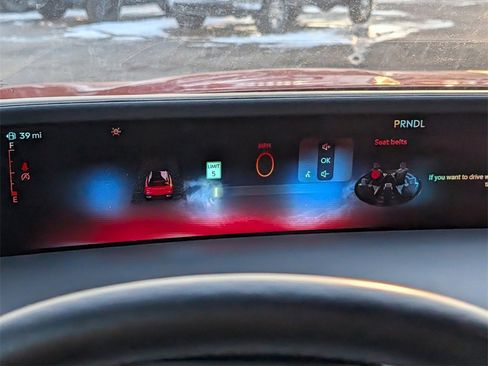 Used 2024 Lincoln Nautilus Premier w/ Equipment Group 102A image 18