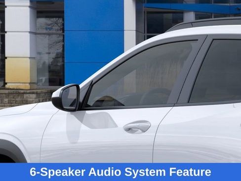 New 2026 Chevrolet Trax LT w/ Sunroof Package FWD image 13