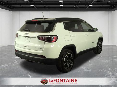 Certified 2023 Jeep Compass Limited image 5