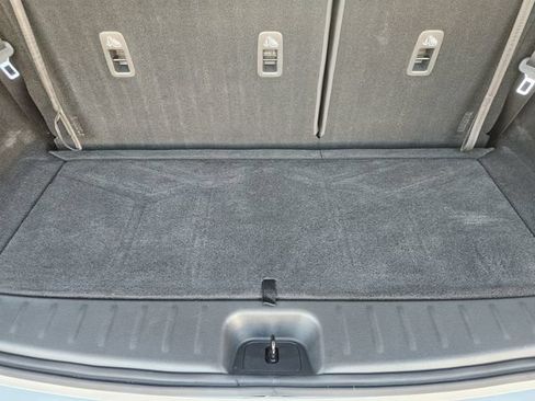 Used 2022 Nissan Pathfinder SL FWD image 29