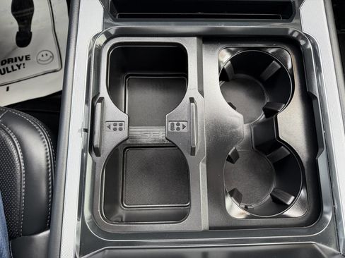 Used 2025 Ford F250 Platinum image 33