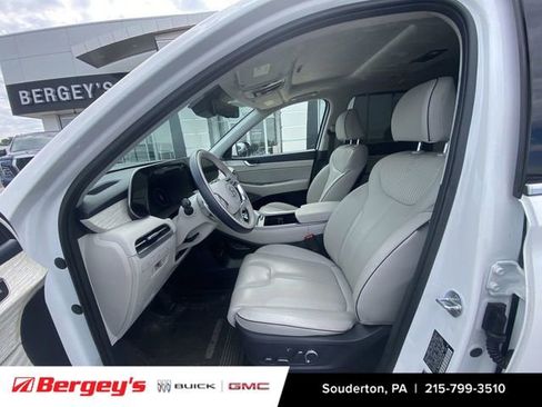 Used 2023 Hyundai Palisade Calligraphy AWD/4WD image 5