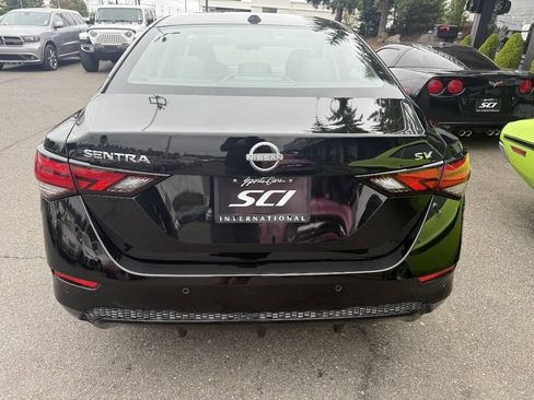 Used 2024 Nissan Sentra SV FWD image 5