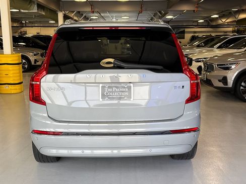 Certified 2024 Volvo XC90 B6 Ultimate w/ Protection Package Premier AWD/4WD image 3