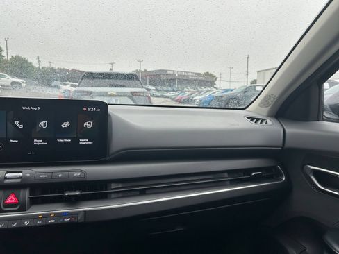Used 2025 Kia K4 FWD image 29