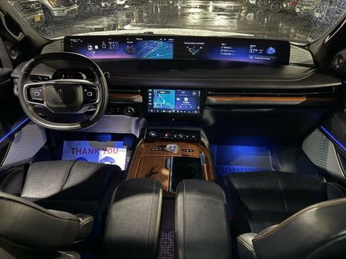 Used 2025 Lincoln Navigator L Black Label image 6