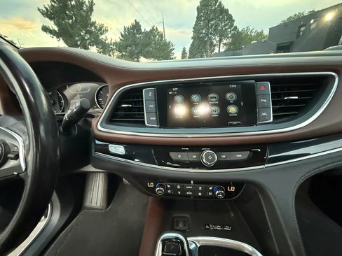 Used 2019 Buick Enclave Avenir w/ Avenir Technology Package AWD/4WD image 42