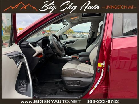 Used 2019 Toyota RAV4 Adventure image 12