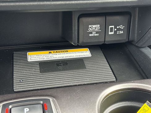 Certified 2022 Honda Pilot Special Edition image 30