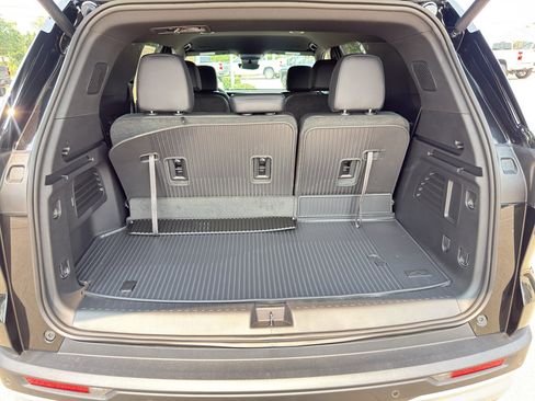 New 2026 Chevrolet Traverse LT w/ Driver Confidence Package FWD image 37