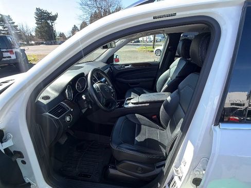 Used 2015 Mercedes-Benz ML 350 4MATIC image 9