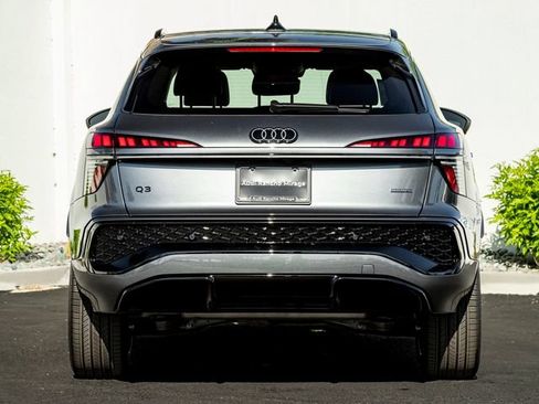 New 2026 Audi Q3 quattro 2.0T AWD/4WD image 9