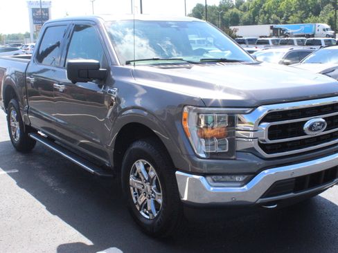 Used 2021 Ford F150 XLT w/ Equipment Group 302A High AWD/4WD image 4