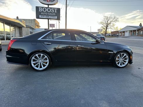 Used 2016 Cadillac CTS V w/ Luxury Package image 7