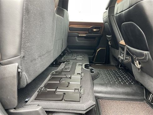 Used 2022 RAM 2500 Limited image 17