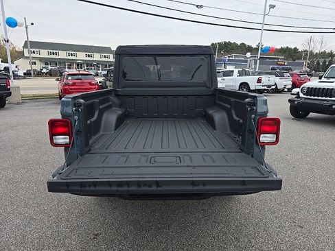 New 2026 Jeep Gladiator Sport image 14