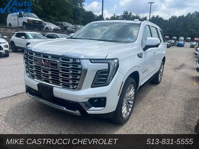 Used 2025 GMC Yukon Denali w/ Sun & Power Step Package