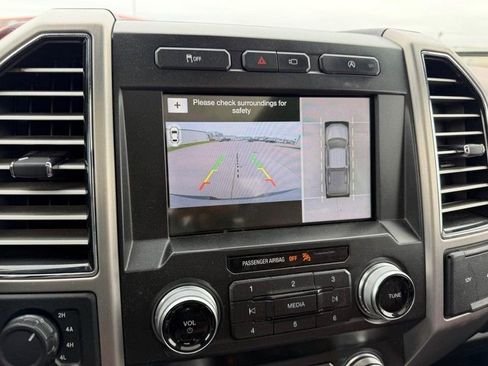 Used 2019 Ford F150 Platinum w/ Equipment Group 701A Luxury image 21