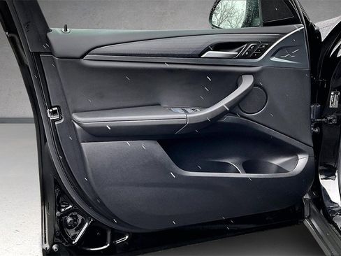 Used 2024 BMW X3 xDrive30i w/ Convenience Package image 19