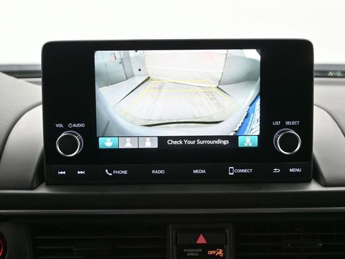 Certified 2025 Honda Pilot Sport image 15