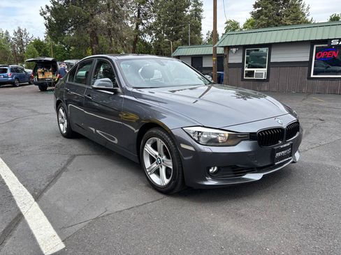 Used 2014 BMW 328i xDrive Sedan AWD/4WD image 6