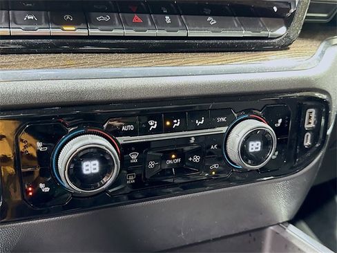 Used 2022 Chevrolet Silverado 1500 LT Trail Boss w/ Protection Package image 23