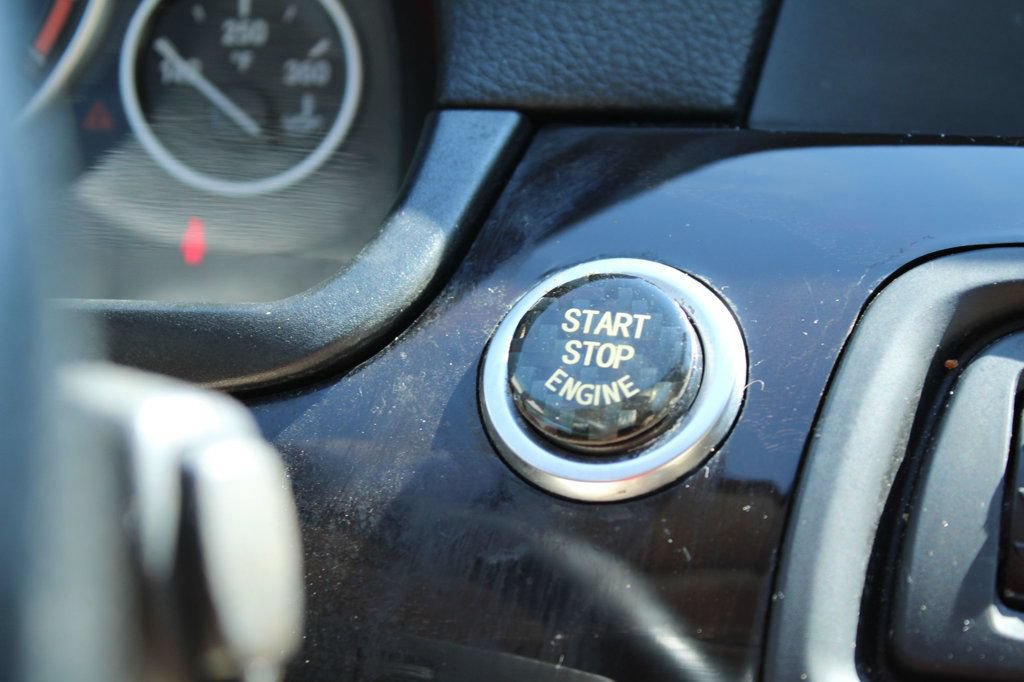 Used 2011 BMW 528i Sedan RWD image 23